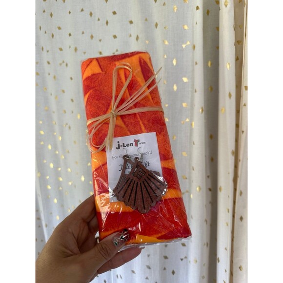 NIP J-Len T's Samoan Orange Lavalava Fa'a-Laupaogo Design Pareu Wooden Earrings - Picture 2 of 3